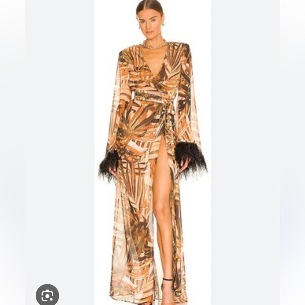 BRONX AND BANCO Geisha
Kenya Kimono Dress in Printed Silk with Ostrich Feathers